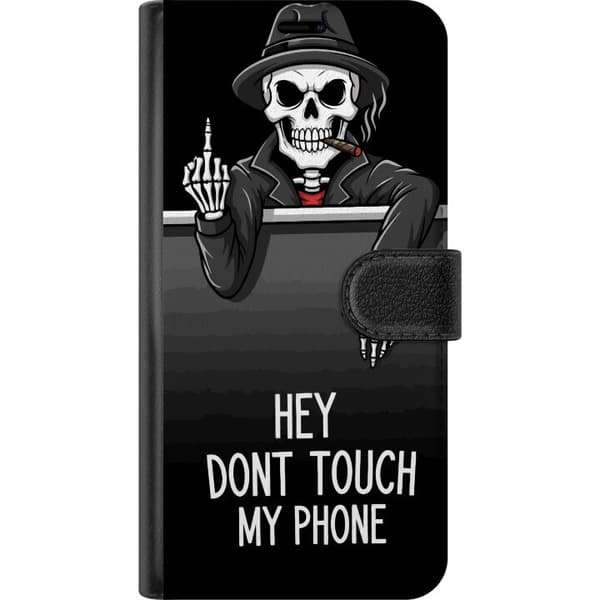Kompatibel Tegnebogsetui til Google Pixel 10 Pro Mørkt motiv med dødningehoved i hat, cigar, håndgestus og teksten Hey Don't Touch My Phone sort