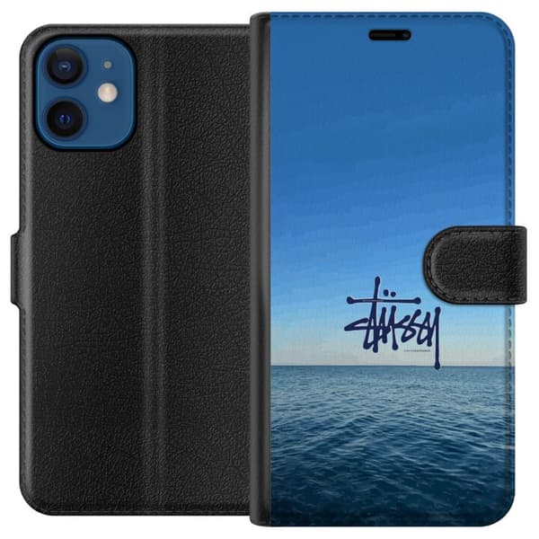 Kompatibelt Lommeboketui til Apple iPhone 12 Havspanorama med blå himmel og stilig surf-inspirert logo blå