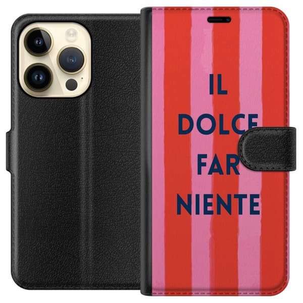Kompatibel Tegnebogsetui til Apple iPhone 15 Pro Teksten Il Dolce Far Niente i mørkeblåt mod håndmalede rosa og røde striber pink