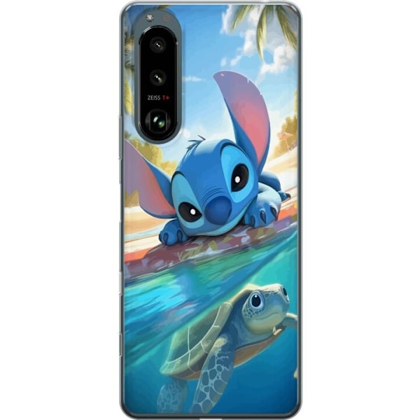 Sony Xperia 5 III Genomskinligt Skal Stitch med sköldpadda – söt blå alien i tropisk strandmiljö från Disney