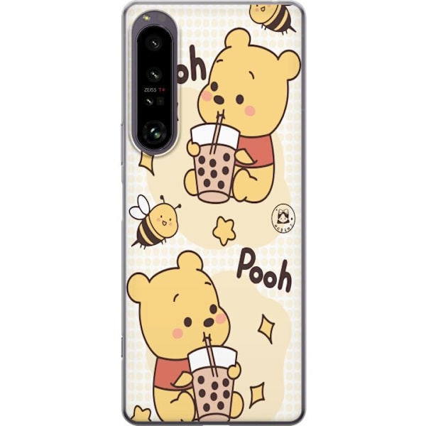 Sony Xperia 1 IV Läpinäkyvä kuori Nalle Pooh - klassinen karhumotiivi uudessa tulkinnassa