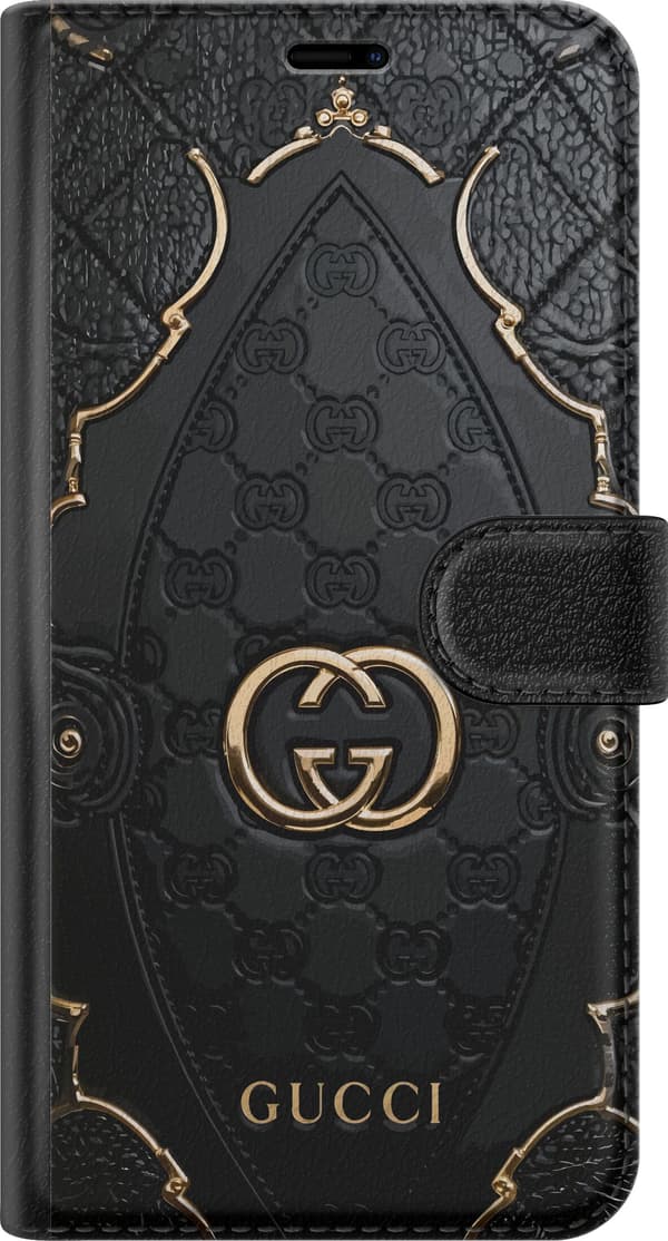 Kompatibel Tegnebogsetui til Apple iPhone 17 Pro Sort quiltet monogrammønster med dekorative gulddetaljer og emblem sort