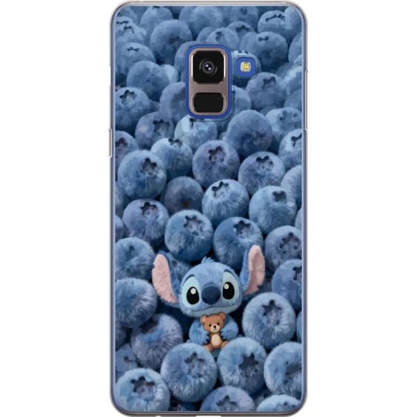 Kompatibelt Mobildeksel til Samsung Galaxy A8 (2018) Søt fluffy blå figur med liten bamse blant myke blåbær blå