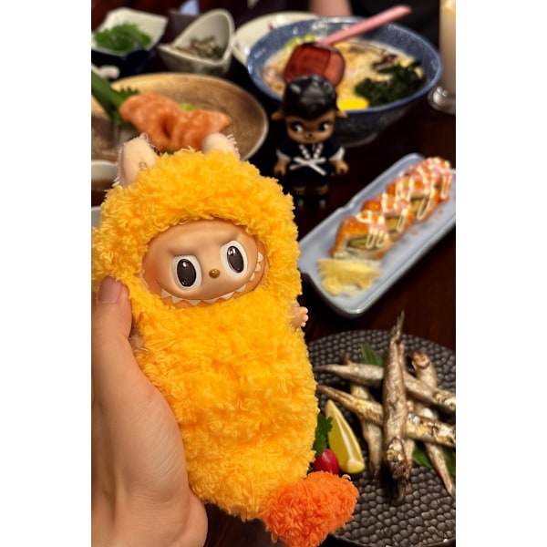 Labubu räka outfit – Wacky Mart style kläder till Pop Mart figur Exciting Macaron, Big into Energy, Have a Seat