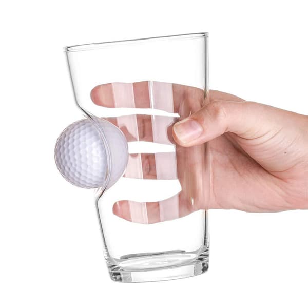 Drikkeglas med golfbold