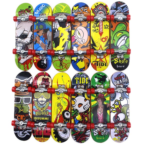 Mini skateboardleksak för barn, fingerbräda, pojkar, barnpresent, 4 delar