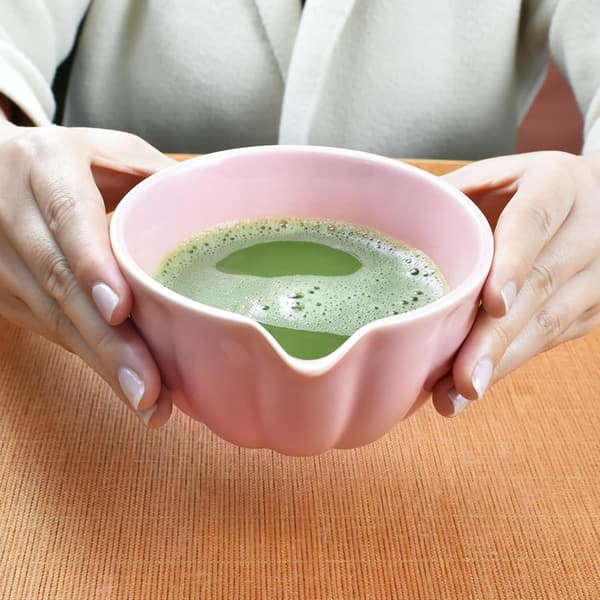 5-Piece Ceramic Matcha Tea Set – With Matcha Bowl & Matcha Whisk Pink