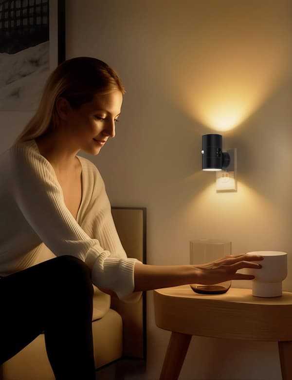 1/2 Pcs Modern LED Night Lights - Wall Socket Mounting - Warm White Light - 0-100 Lumens Dimmable - Motion Sensor - For Bedroom and Hallway vit 2PCS