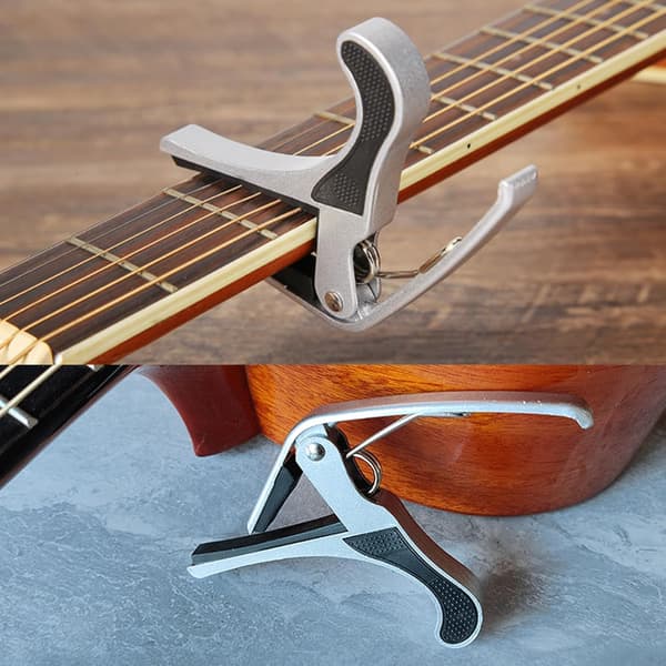 Gitarrcapo i Aluminiumlegering för Akustiska Gitarrer