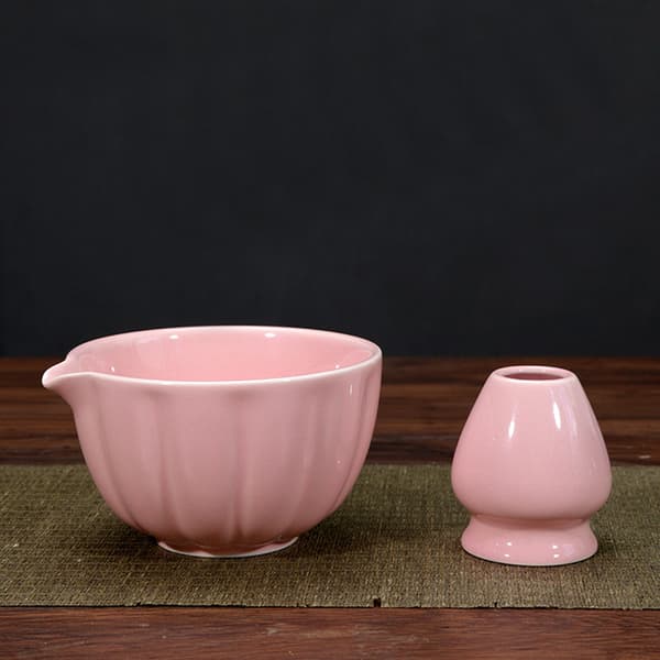 5-Piece Ceramic Matcha Tea Set – With Matcha Bowl & Matcha Whisk Pink