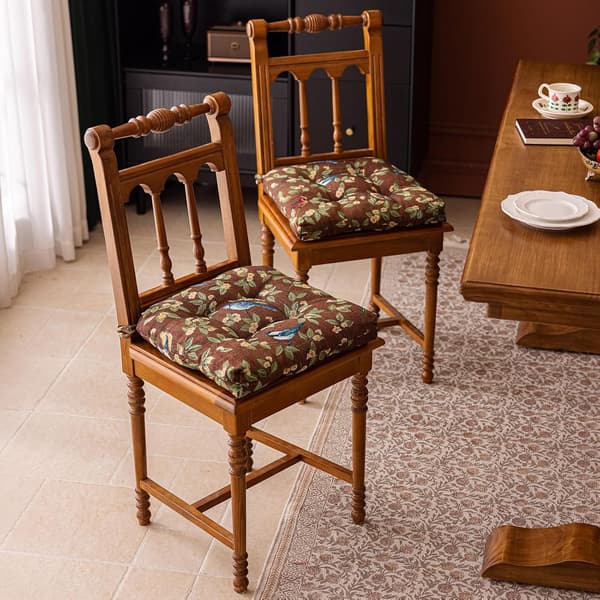 Fuglestolhynde i landstil - U-formet skridsikker med stropper - Stil 2 Brown