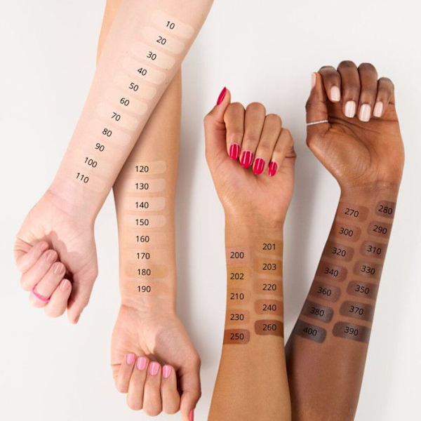 Essence - Meikkivoide Stick - 230 - Ljus nyans med neutrala och kalla u