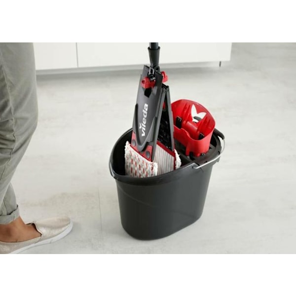 Kvast med teleskopskaft Vileda ULTRAMAX XL platt 42cm