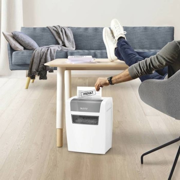 Leitz IQ Home P4 asiakirjansilppuri 6 arkki(e)t, tuhoaa hiukkasina 4 x 28 mm P-4 15 l, tuhoaa myös