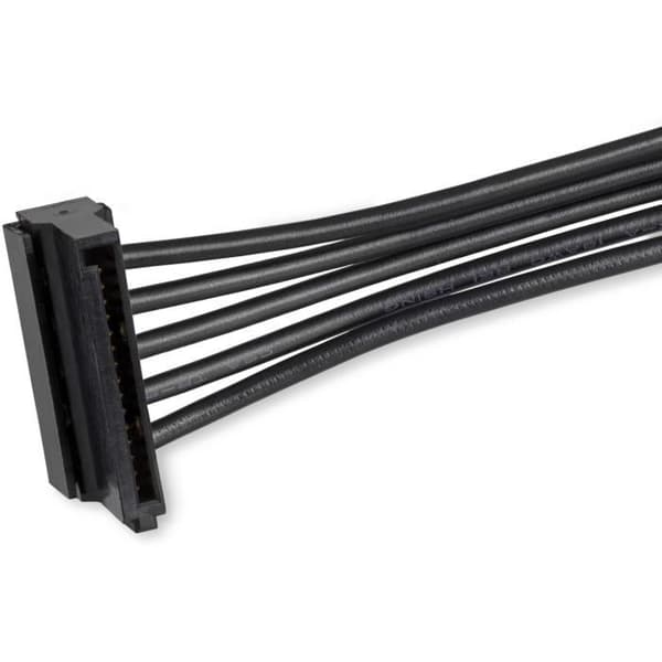 SATA-virranjakajakaapeli - STARTECH - PYO4SATA - Musta - 4 SATA-virtaliitintä