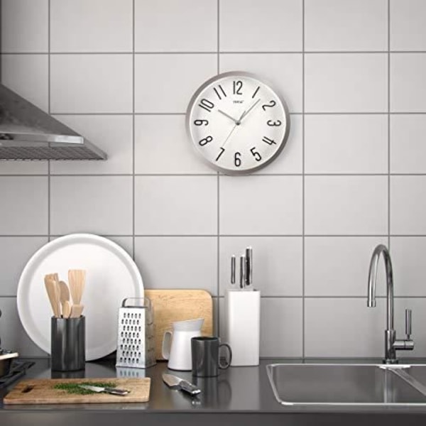 Versa Køkken Vægur Ø 30 cm Plast Analog Moderne Ingen aplika Metallic sølv M292451