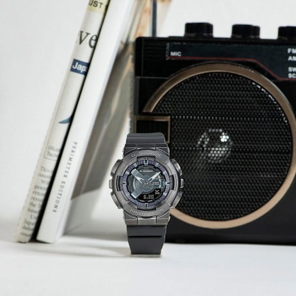 Casio Watch - Naiset - GM-S110B-8AER - Vedenpitävä 20 Atm - Kaksoisnäyttö Grå
