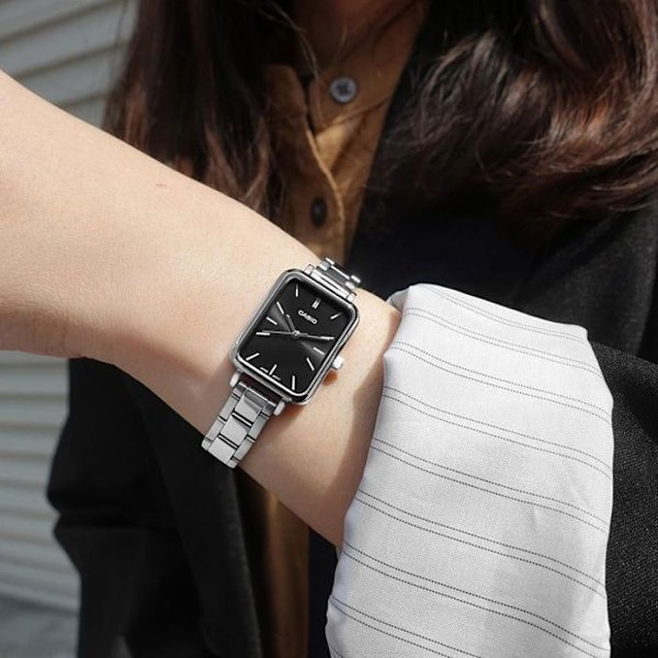 Casio Belle klassisk ur til kvinder med sort urskive - Rem i rustfrit stål