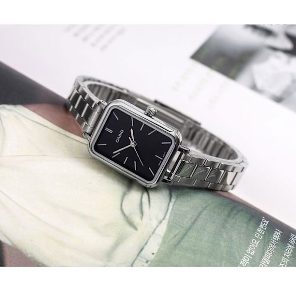 Casio Belle klassisk ur til kvinder med sort urskive - Rem i rustfrit stål