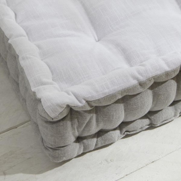 Gulvpude - I DAG - CHARME - Slub x Chambray x Broderi Capucine - 40 x 40 x 10 cm