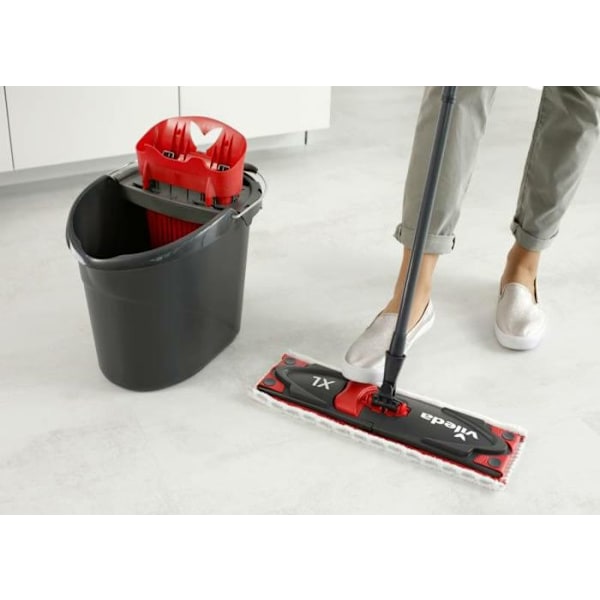 Kvast med teleskopskaft Vileda ULTRAMAX XL platt 42cm