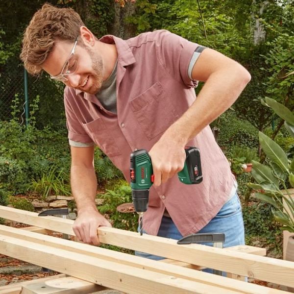 Porakone-Väännin EasyDrill 18V-40 (2x 2,0Ah) + AL18V-20 kantolaukussa Grön