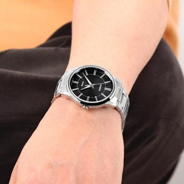 Ur - CASIO - Klassisk - Sort urskive - Rustfrit stål - Kvarts hvid
