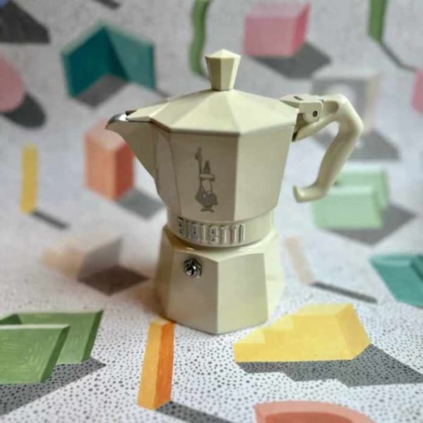 BIALETTI Mocha Exclusive 6 koppar i grädde