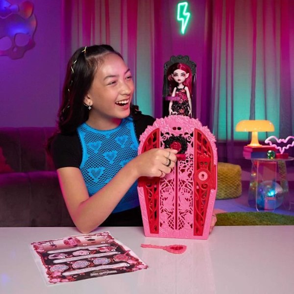 MONSTER HIGH Kuffert Monstrøse Hemmeligheder gåder fra Draculaures Have - Monster High - HYT72 Flerfärgad