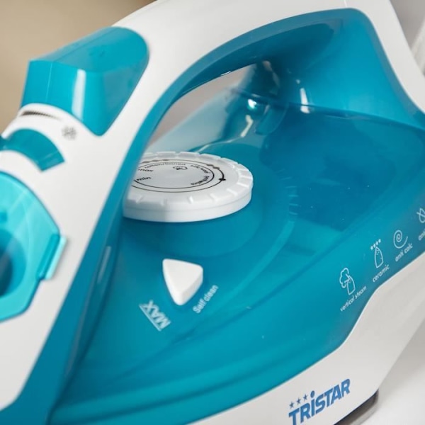 TRISTAR ST-8320 Strygejern med kontinuerlig damp 2600W Keramisk sål-Justerbar damp-25 g/min.