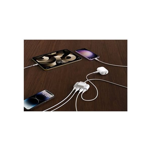 Belkin BoostCharge hub 4 porte 2 USB-C og 2 USB-A med 2 m kabel Hvid