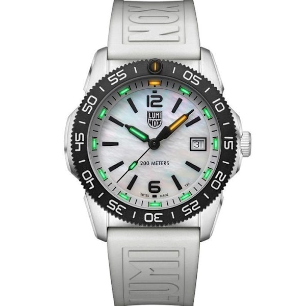 Luminox Swiss® Pacific Diver XS.3128M.SET Klocka