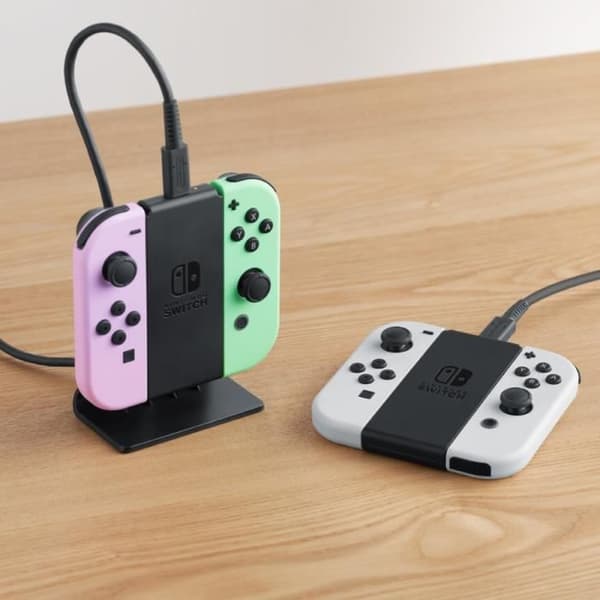 Latausasema Joy-Con- ja NES-ohjaimille • Nintendo Switch -lisävaruste Sort