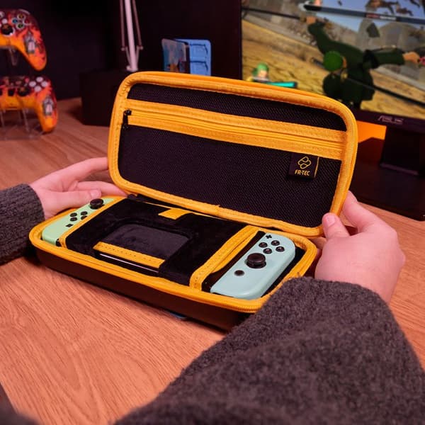 Bæretaske - FRTEC - One Piece Opbevaringstaske - Etui til Nintendo Switch, OLED og Lite