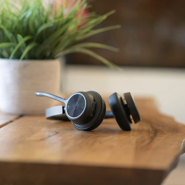 Headset - Bluetooth - trådløst - USB-A - Poly - Poly Voyager 4300 UC Series 4320 - Headset - on-ear - Bluetooth - sa
