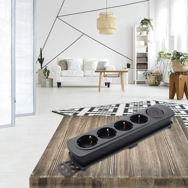 Tm Elektron Multiprise 4 Uttag med Strömbrytare, Svart - TMUAD204BK