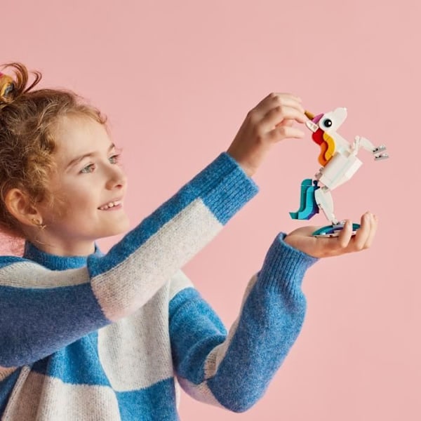 LEGO® Creator 3-i-1 31140 Den magiske enhjørning, søhest og påfuglelegetøj, dyreminifigurer Flerfärgad