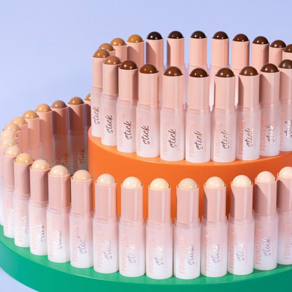 Essence - Meikkivoide tikku - 50 -