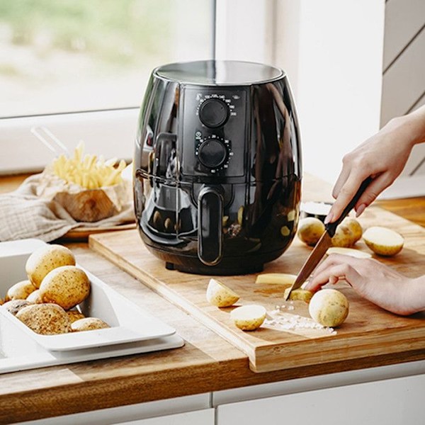 Friture uden fedt ADLER AD6312 på 1600W sort farve