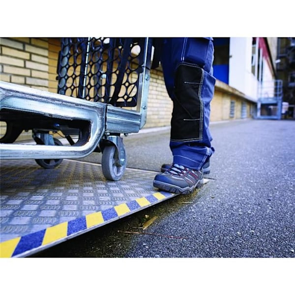 Antiskrid tape - tesa - 50 mm x 15 m - Sort/gul - Multi-brug - Importeret fra Storbritannien Sort / gul
