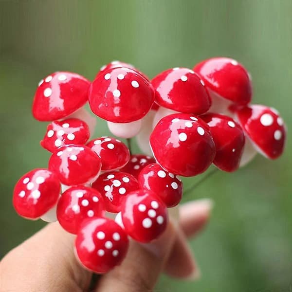 30 Pcs Mushrooms Miniatures Polished Precisely Detailed Polystyrene Styrofoam Micro Landscape Artificial Mushroom for Home