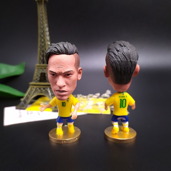 WC-stjerne minnedukke gave til gutt neymar national team