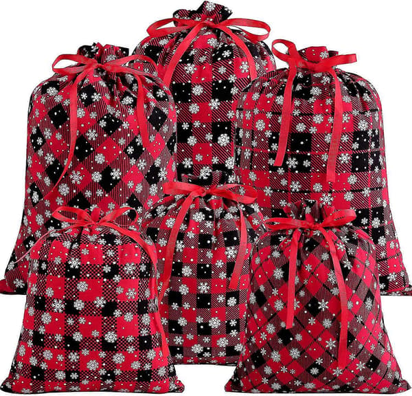 6-pack jul Buffalo Plaid-väskor med snöflingemönster, bomullspresentpåsar för julen