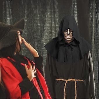 Cosplay Kostume Kappe Middelalderlig Hætteklædt Kappe Heks Munk Præstehat (sort)