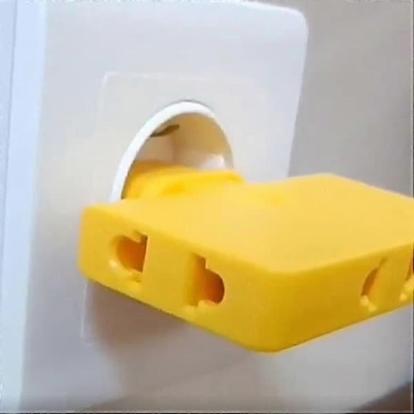 Rotating EU Plug Adapter 3 in 1 Rotatable Socket Extender 180 Degree Extension Plug Mini Socket Adapter