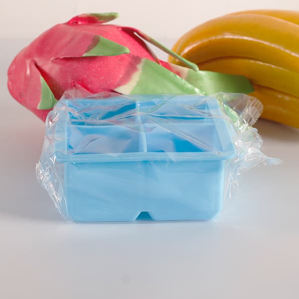 Silicone Ice Molds Large Ice Cube Trays, Large Ice Cube Molds with Removable Lids, BPA Free and Easy Release and Stackable (pieces)