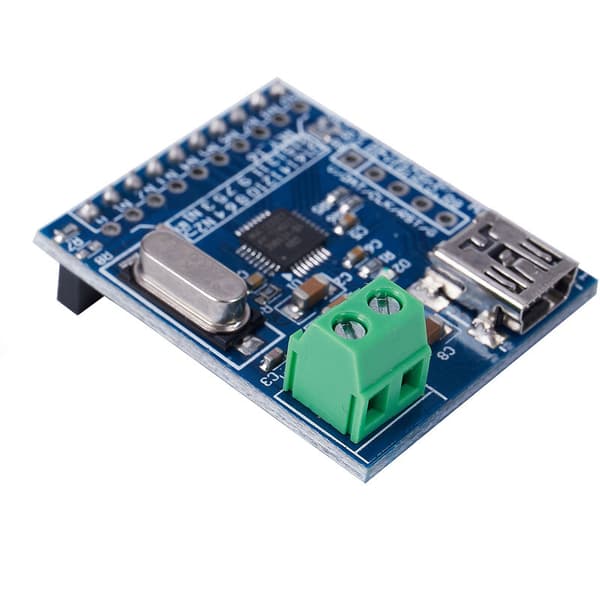 Ohjelmoitava ohjausrelemoduuli Mini USB:lle