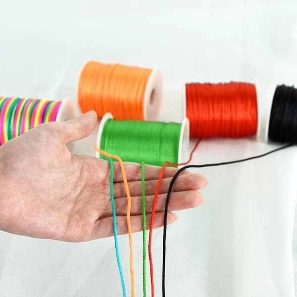 80m/spole 2mm sort satinsort nylontråd til armbånd, J