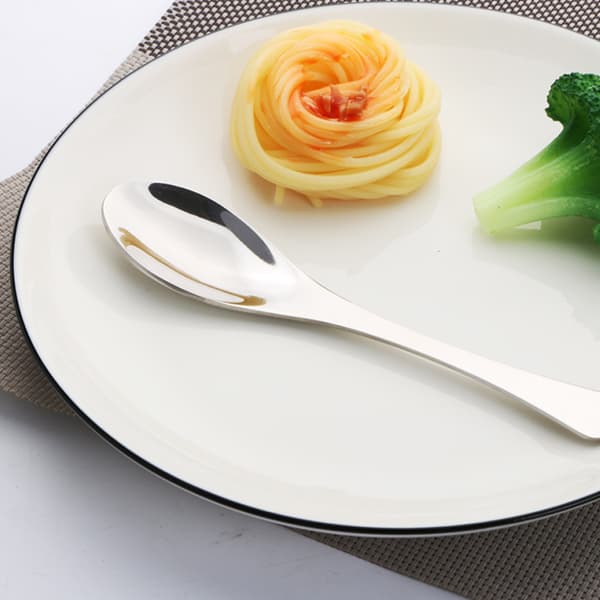 Titanium Cutlery Set, Lightweight Utensils, Modern Design, Dishwasher Safe, Service for Extra Fork Spoon Self-Feeding