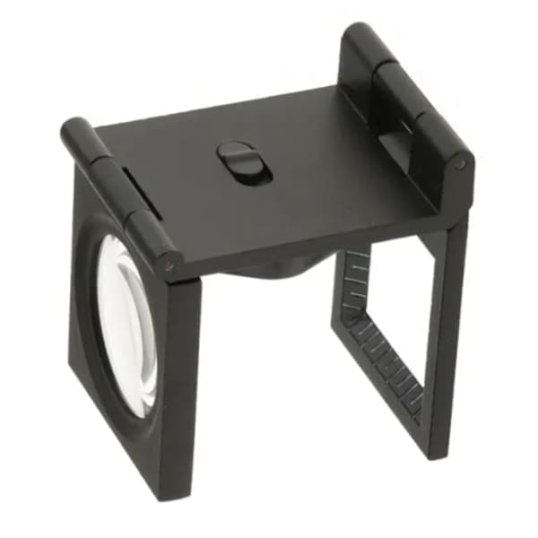 High-Performance 10X Folding Magnifier with Scale, LED Light, and Battery for Enhanced Viewing Experience